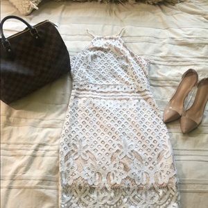 Lulu’s lace midi dress, perfect for brides!